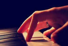 东升国际官网：[NBA]勇士抢断反击得手 布里奇斯三分强势回应.